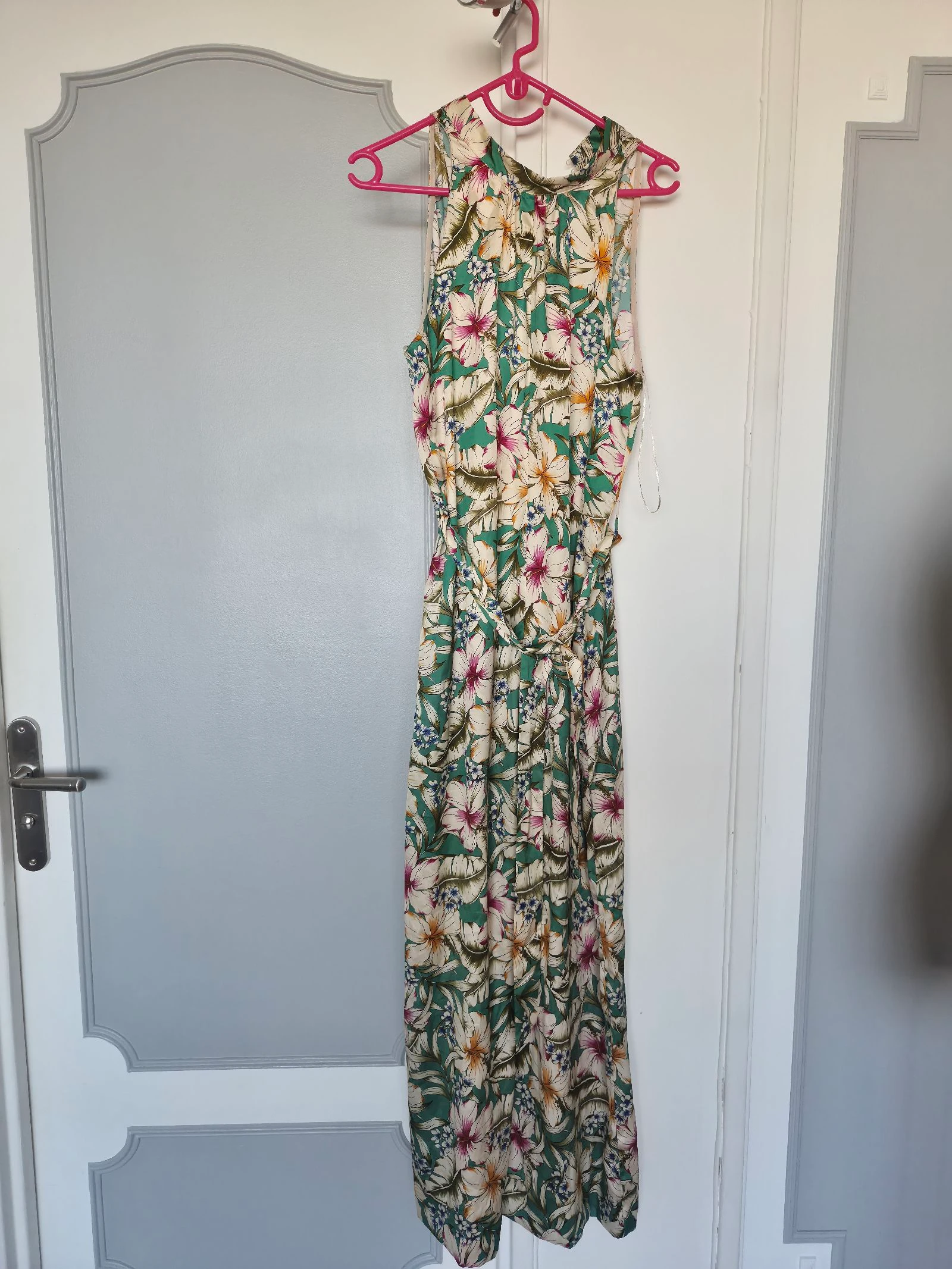 Combinado fluido con motivo floral Zara Talla 38 – photo 4